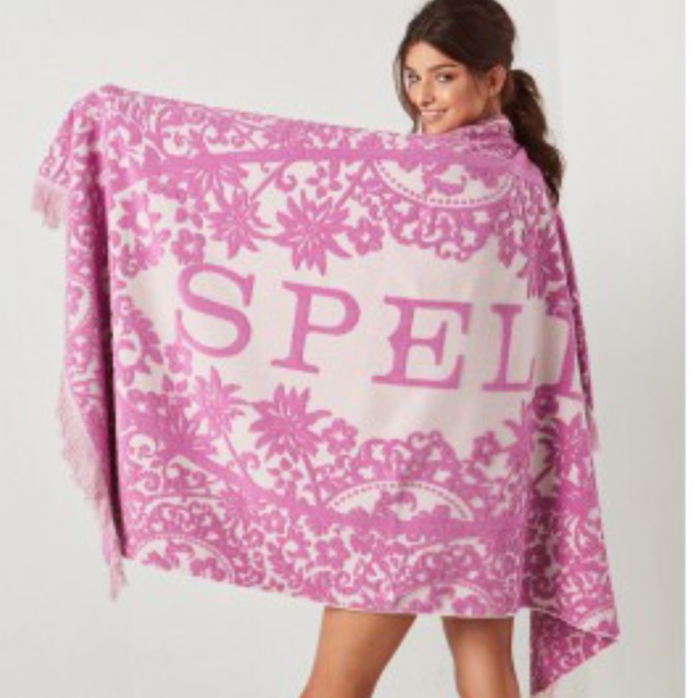 NWT Spell Fuchsia Jasmine Spell towel